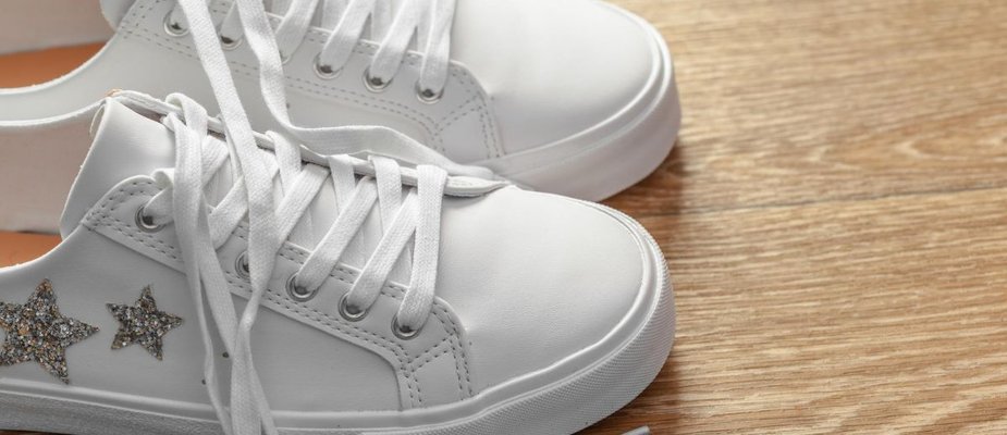 Tênis branco feminino: Como combinar? Tênis branco feminino: Como combinar?